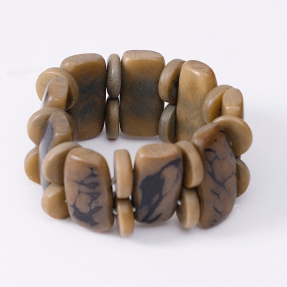 Artisan Tagua Nut Stretch Bracelet Handmade in Ecuador | Natural Color